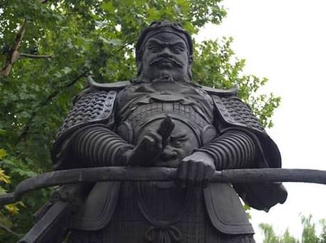 Yue Fei tábornok szobra